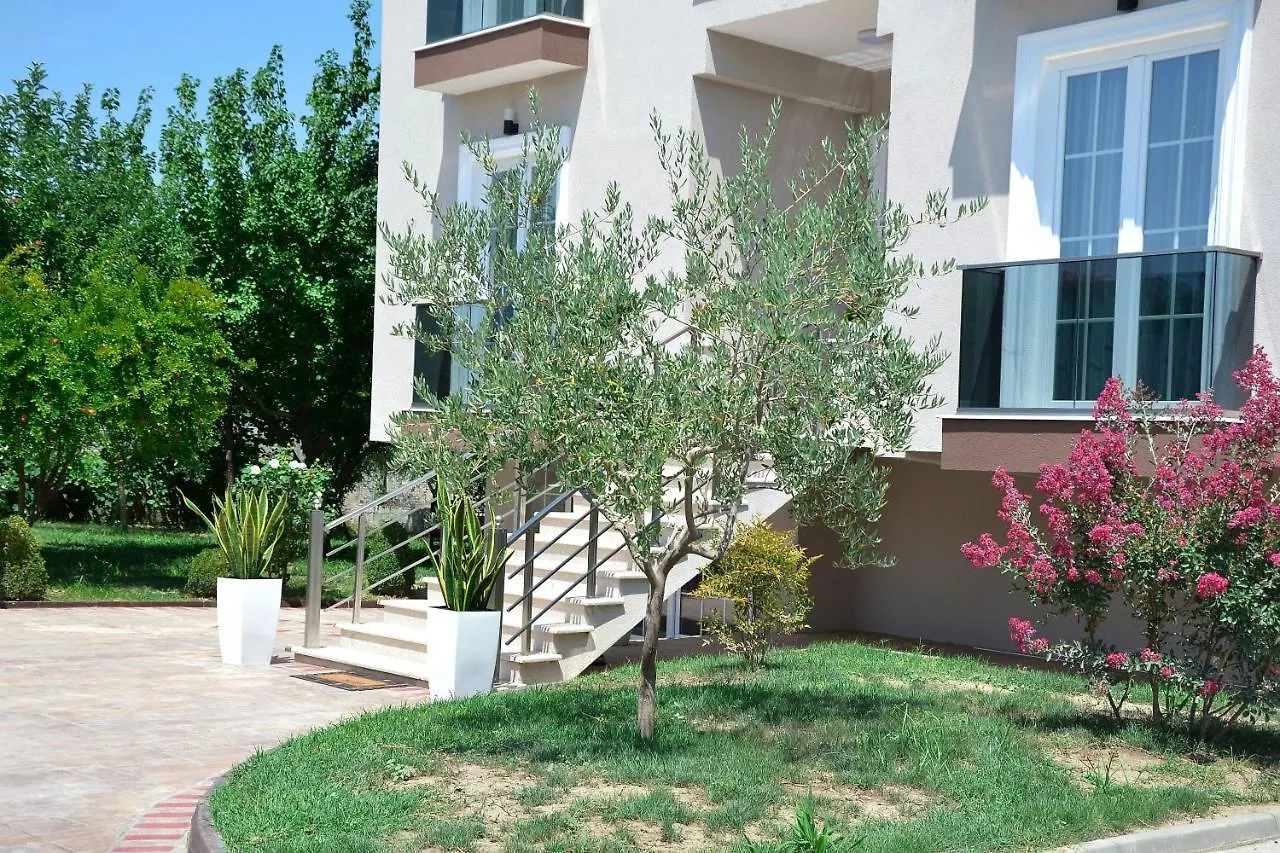 Airport Garden Hotel Rinas