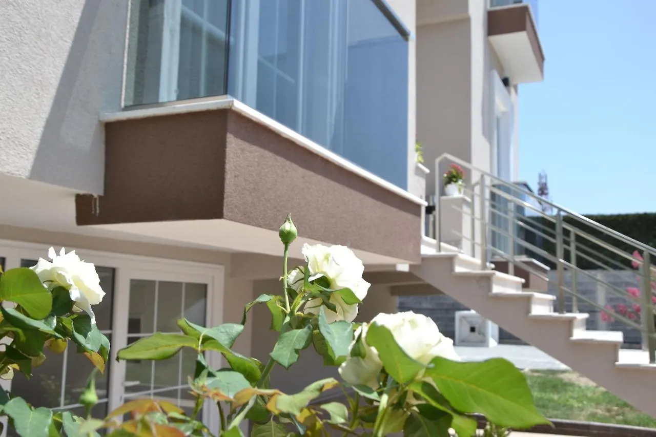 Airport Garden Hotel Rinas